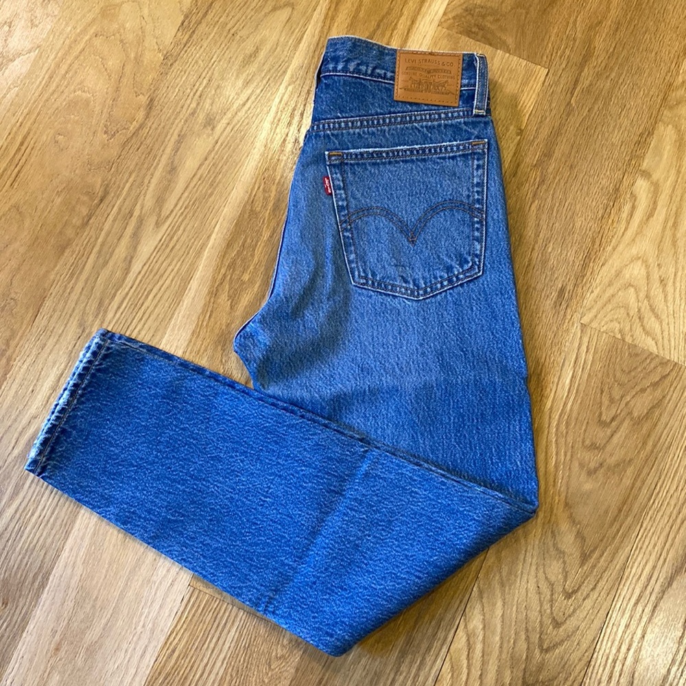 Levi’s Wedgie Icon Fit - Size 27